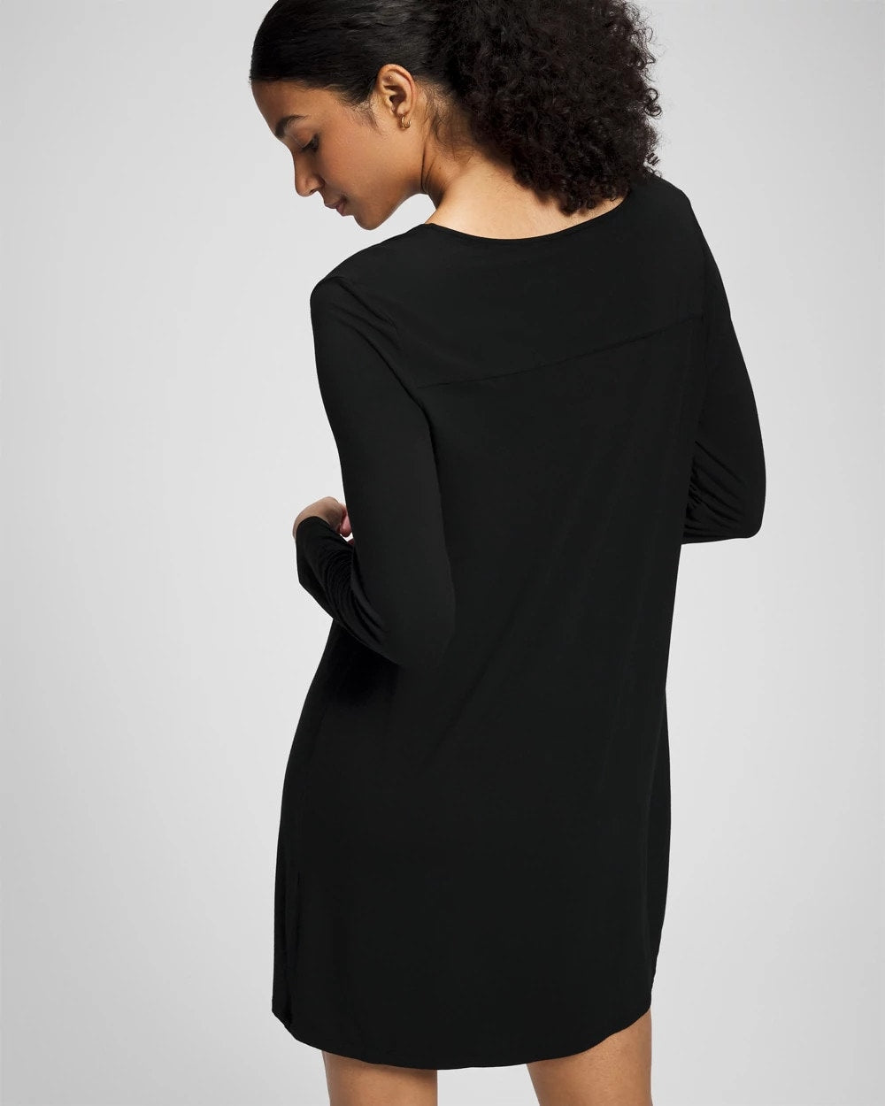 BLACK - Long-Sleeve Sleepshirt