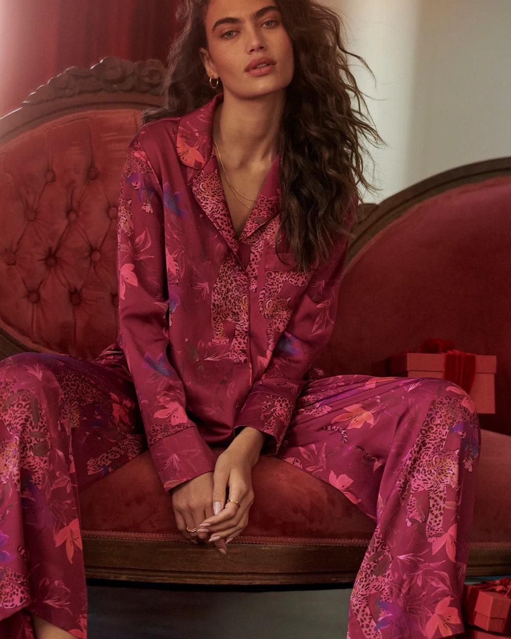 WILD WONDERS MAGENTA - Long Sleeve Notch Collar Pajama Top