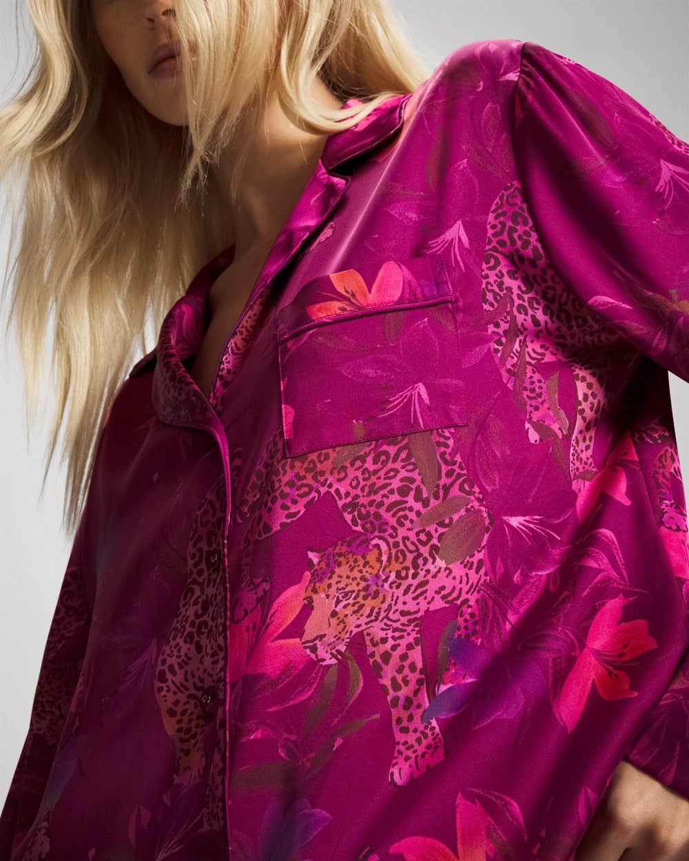 WILD WONDERS MAGENTA - Long Sleeve Notch Collar Pajama Top