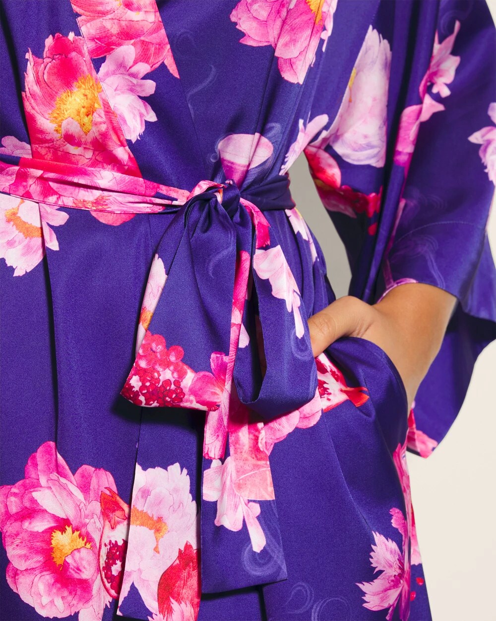 FROSTINIS PASSION FLOWER - Kimono Robe