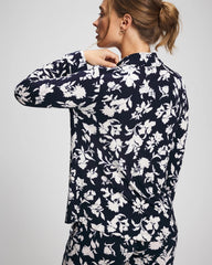 SERENITY PETALS NAVY - Long-Sleeve Printed Notch Collar Pajama Top