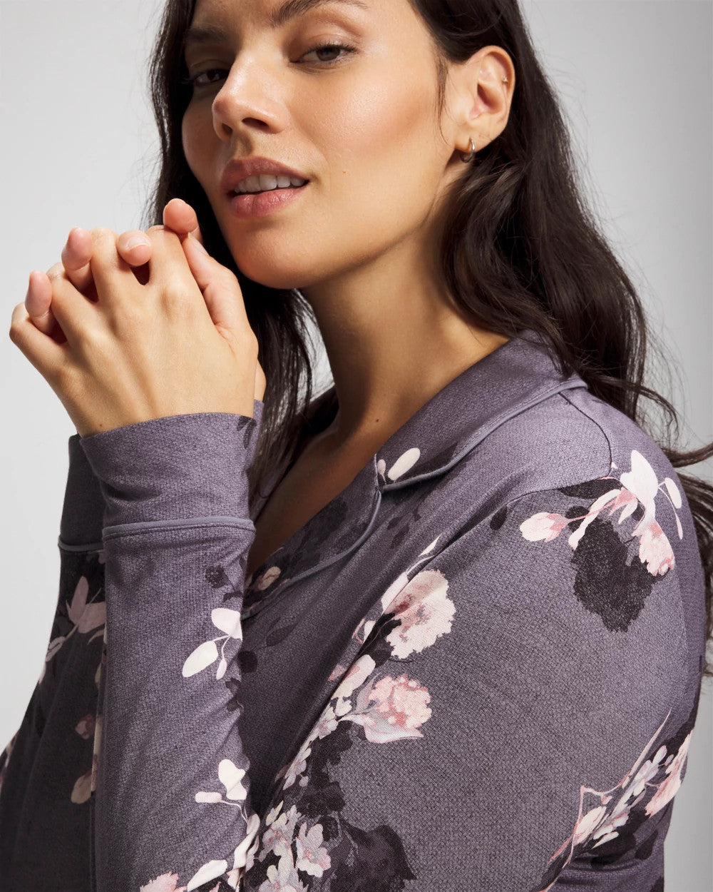 FLORAL DREAMS GRAY - Long-Sleeve Printed Notch Collar Pajama Top