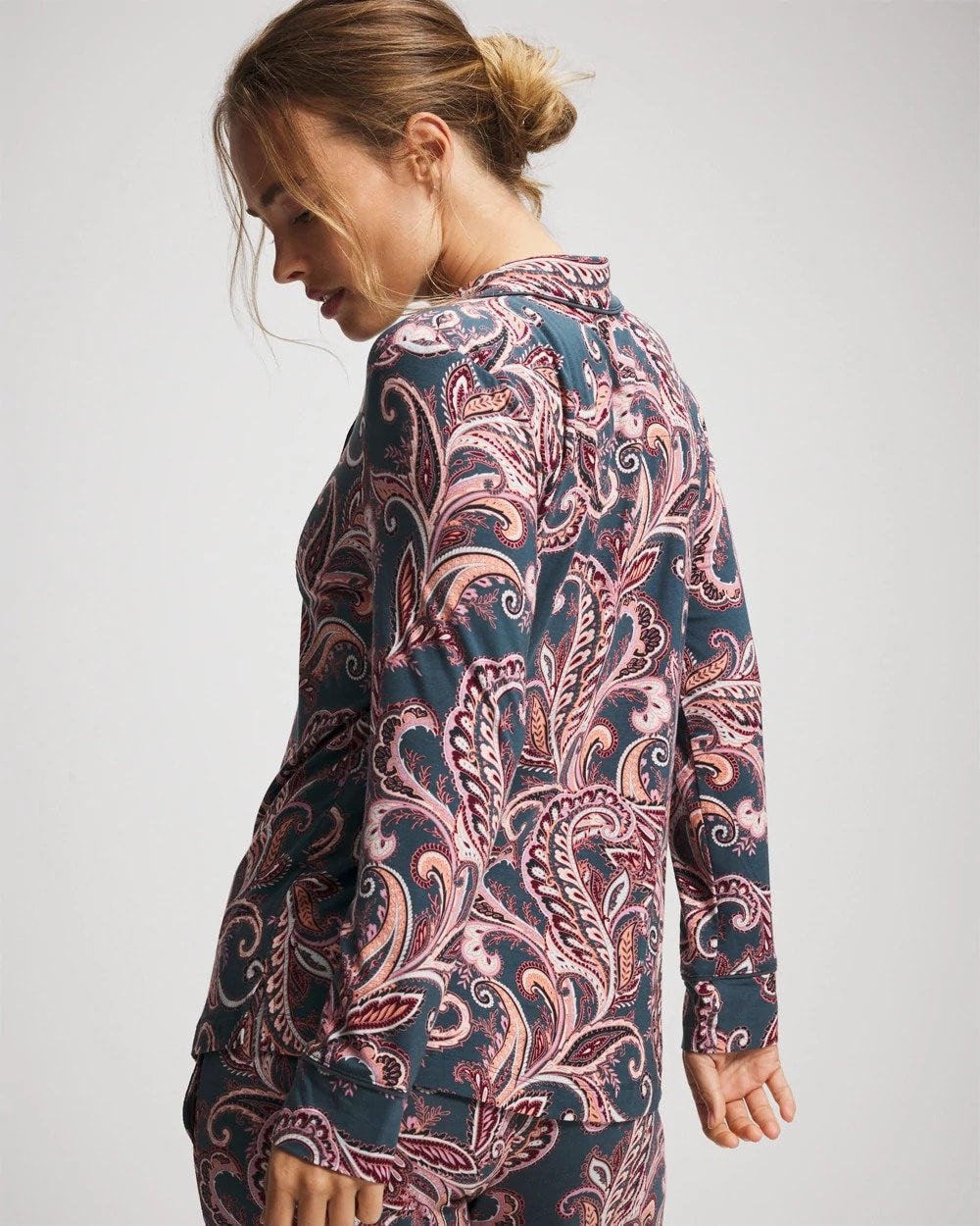 IMPERIAL PAISLEY MD PET - Long-Sleeve Printed Notch Collar Pajama Top