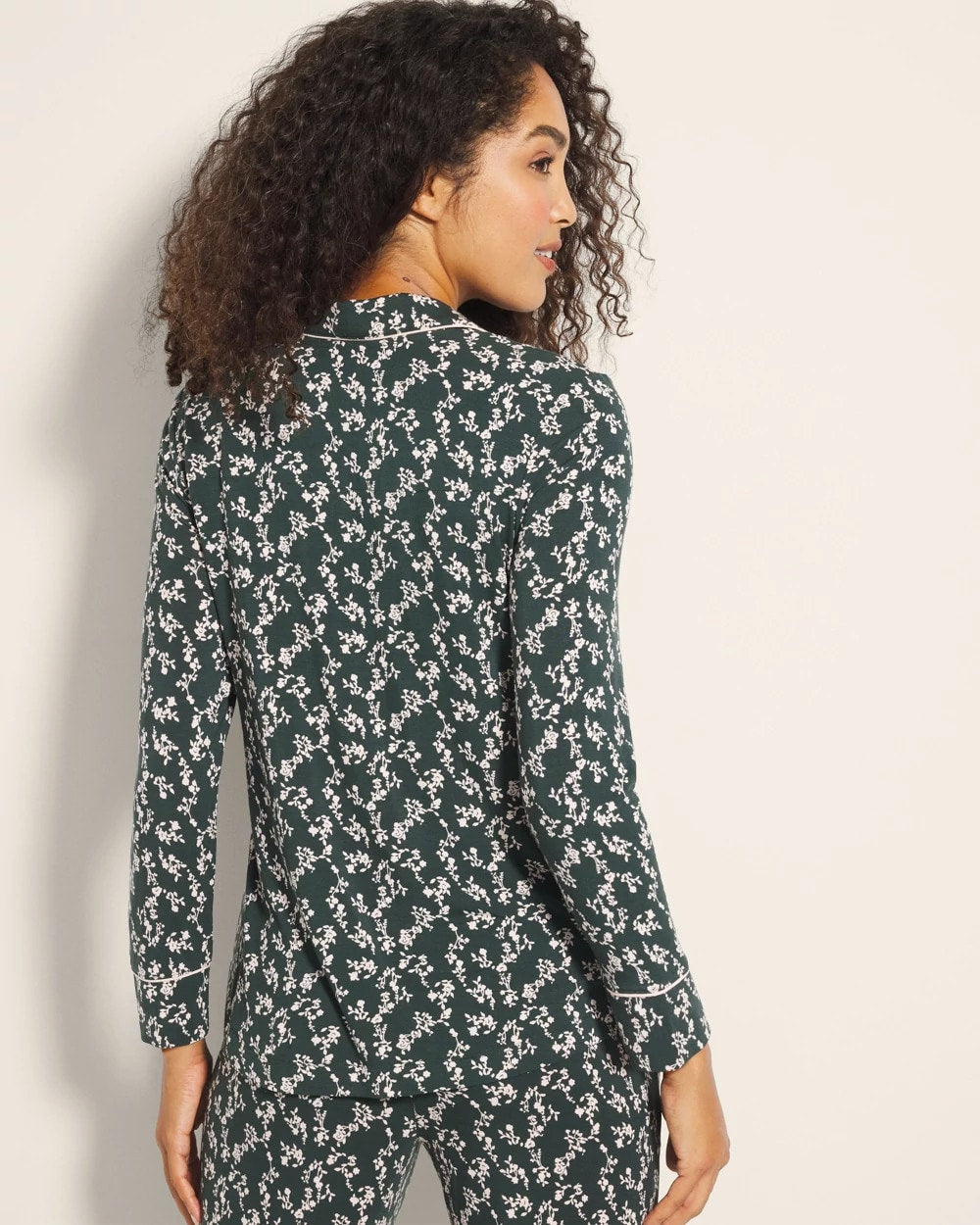 TINY PETALS DK EVERGLADE - Long-Sleeve Printed Notch Collar Pajama Top