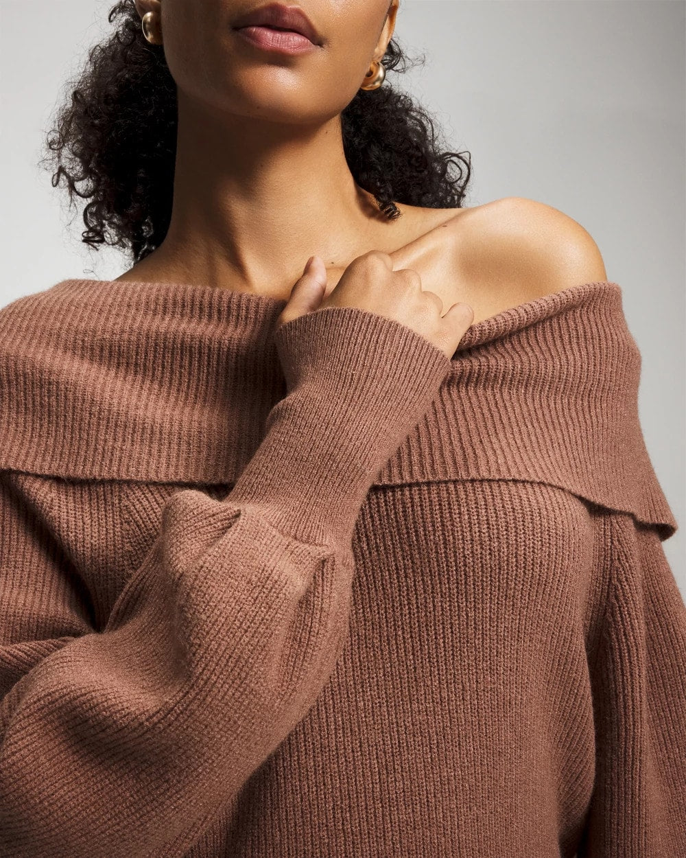 CARDAMOM - Premier Knit off the Shoulder Sweater
