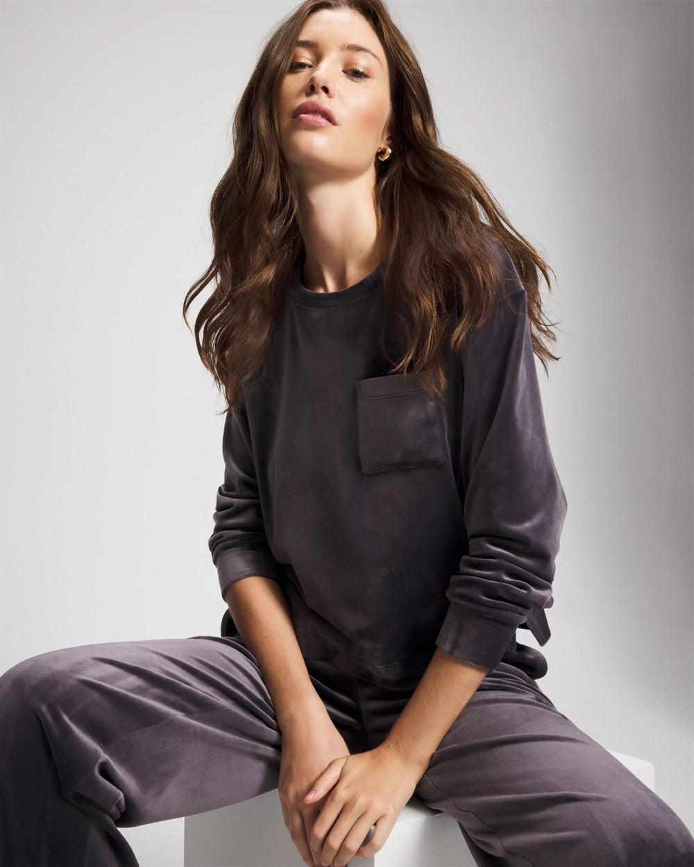 GRAY INK - Velour Crewneck Sweatshirt