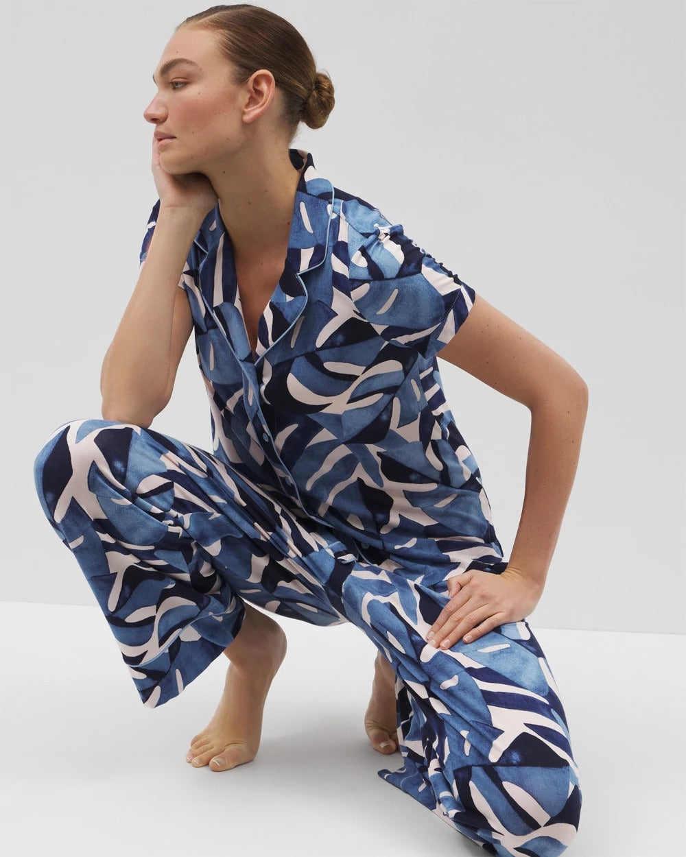 TROPICAL BREEZE SKY - Piped Short Sleeve Notch Collar Pajama Top