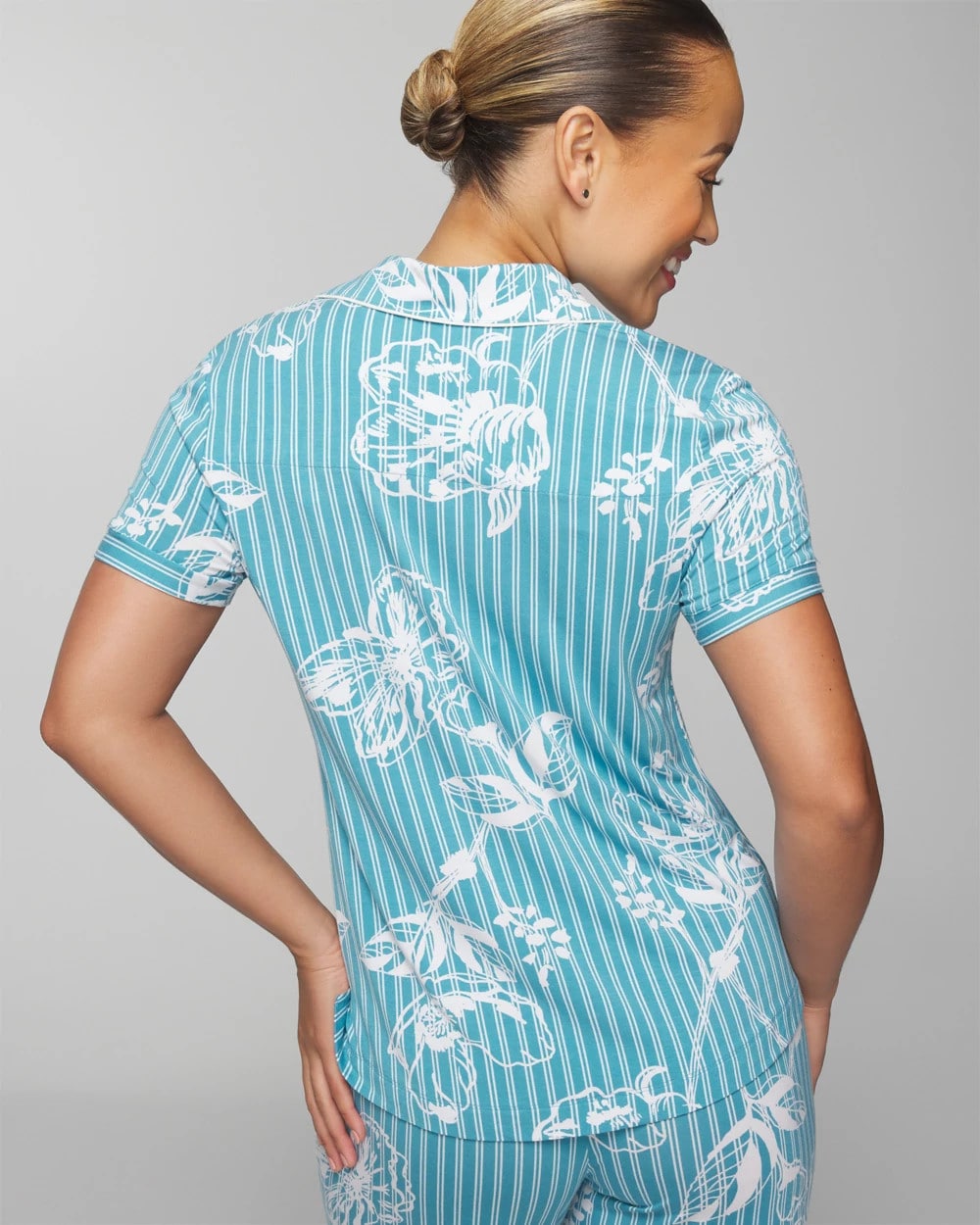 PAINTED PETALS SMALL - Piped Short Sleeve Notch Collar Pajama Top