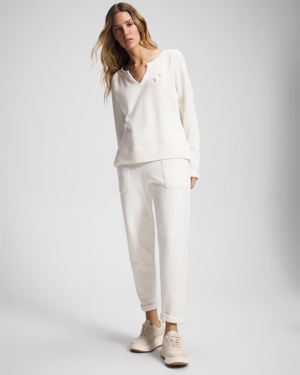 SHEA - Essential Terry V-Neck Sweatshirt