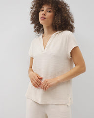 PARCHMENT - Crinkle Knit Short Sleeve V-Neck Hoodie