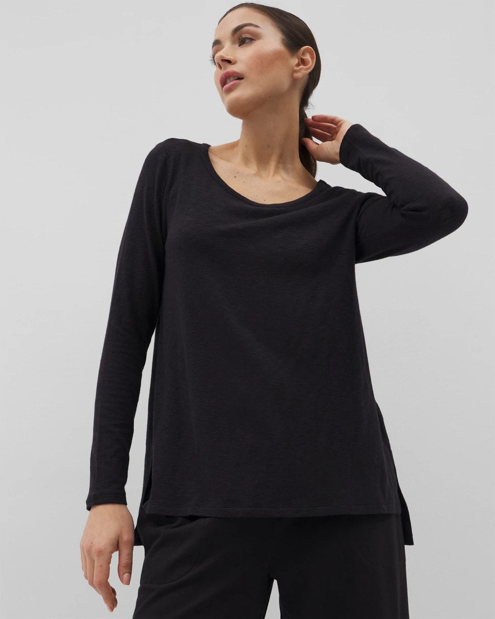 BLACK - Long-Sleeve Top