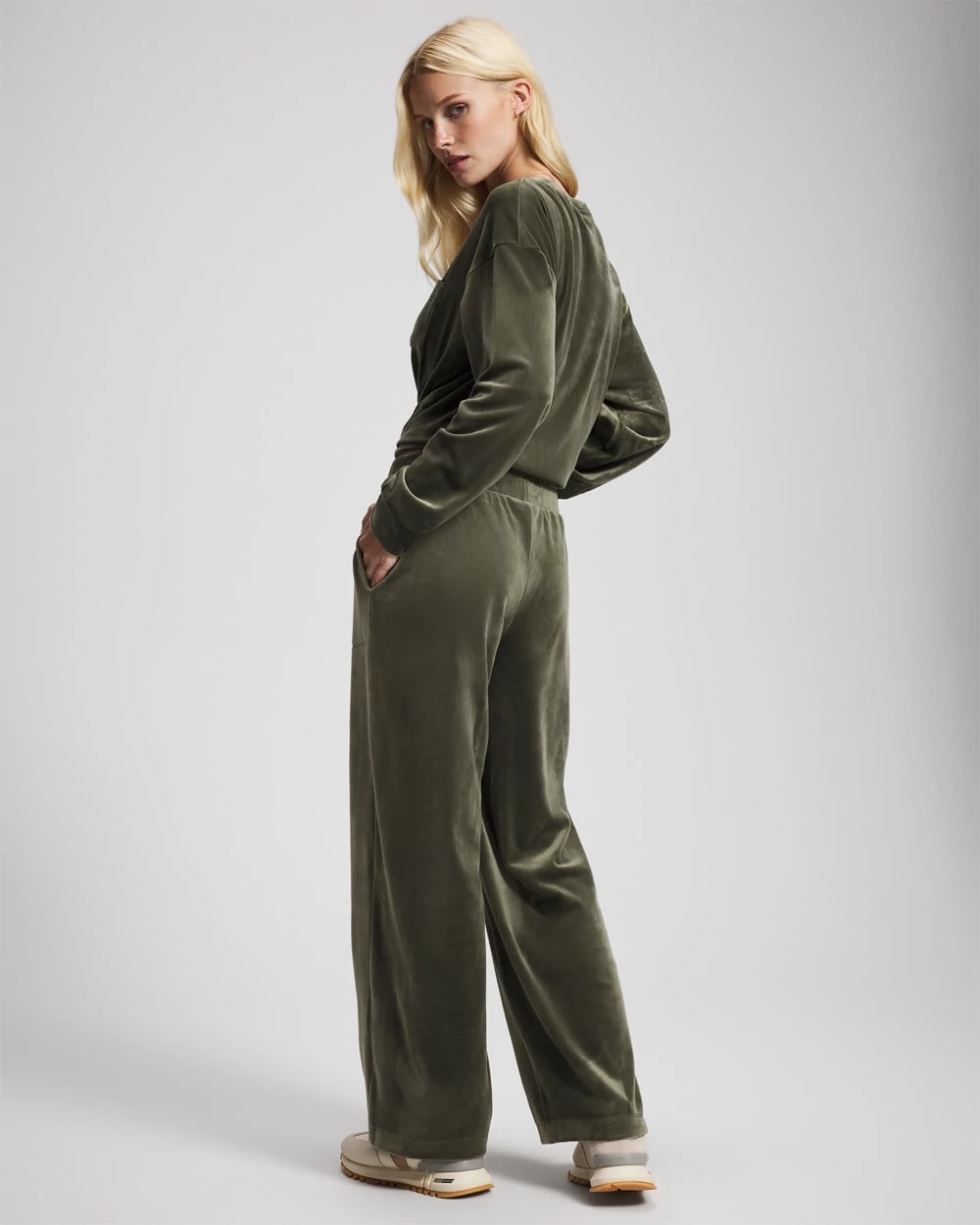 DARK SAGE - Velour Straight Leg Pants