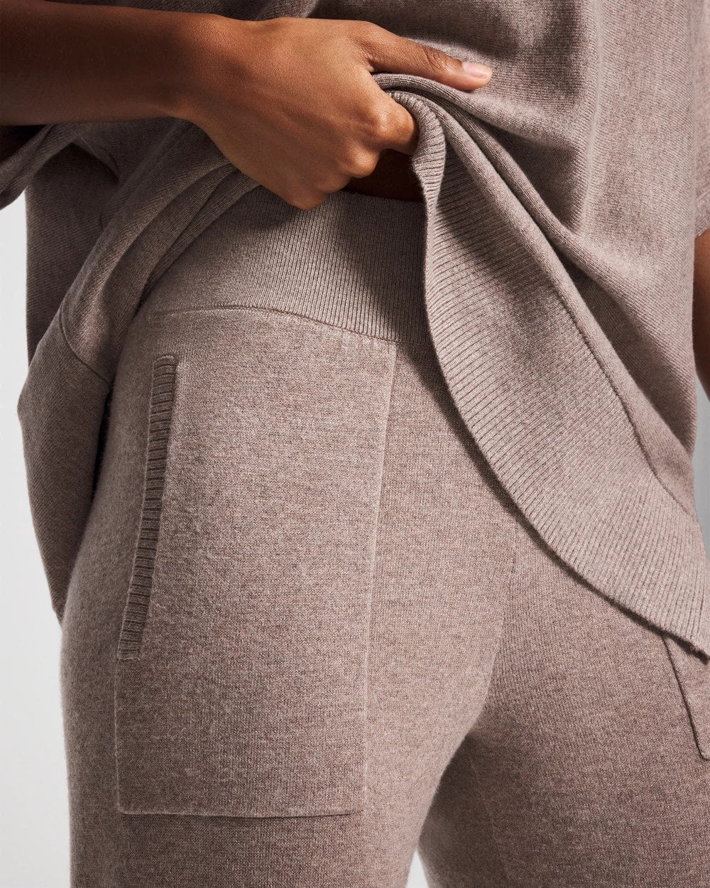 HEATHER FAWN - Premier Knit Sweater Jogger