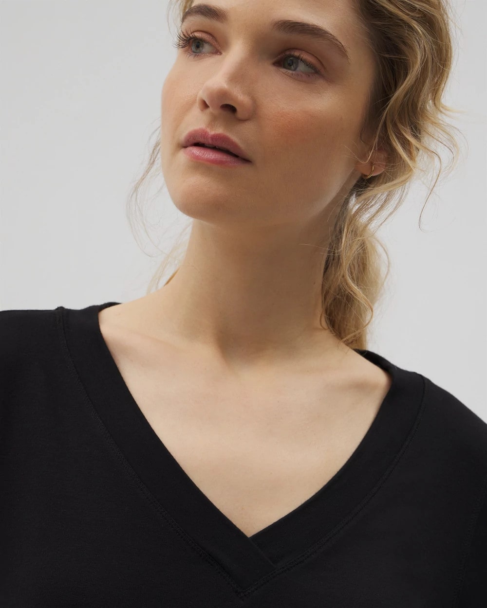 BLACK - Long-Sleeve V-Neck Pajama Top