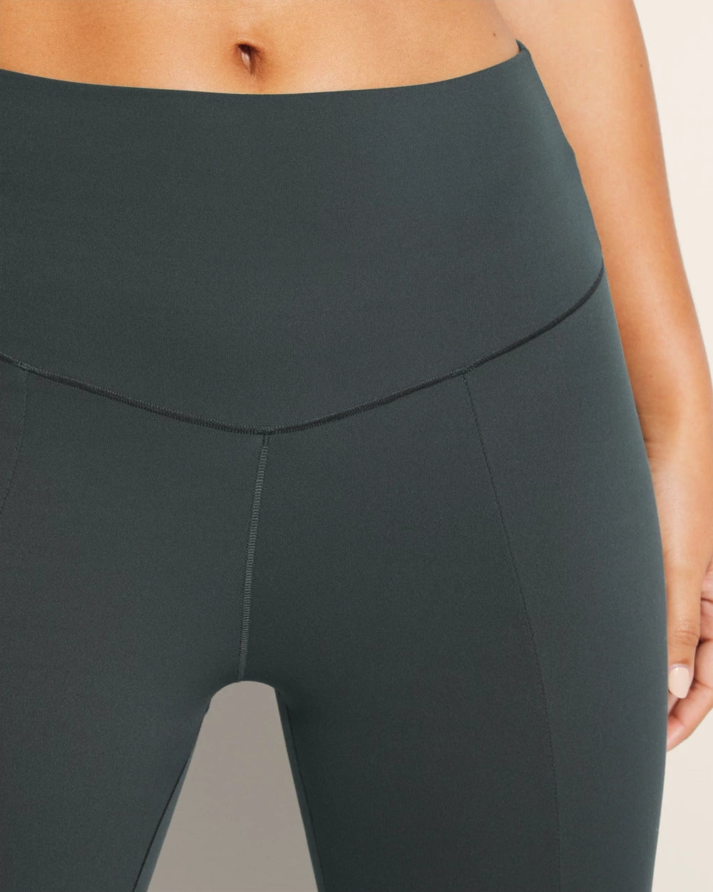 DARK EVERGLADE - 24/7 High-Waist Mini Flare Leggings