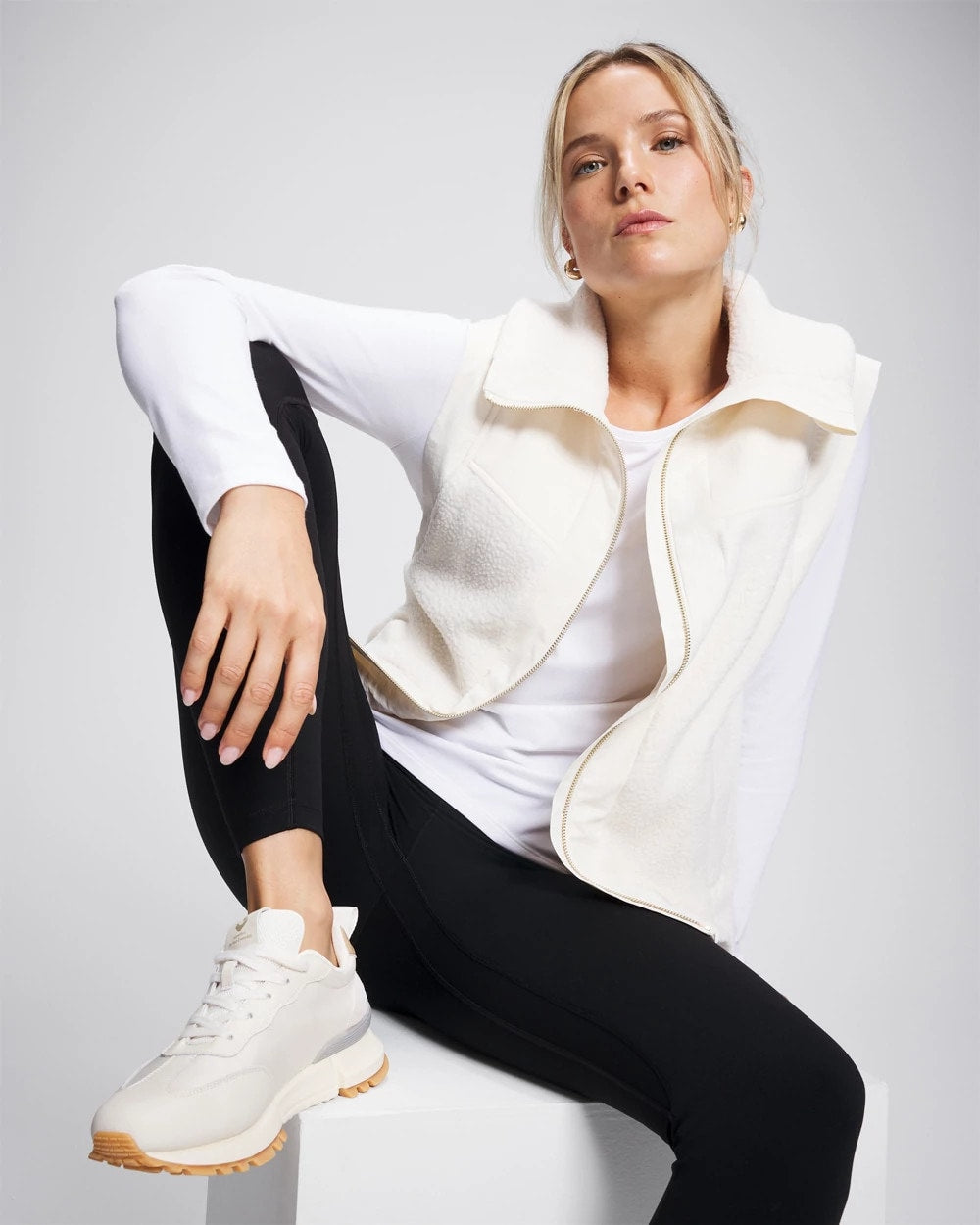IVORY - Sherpa Zip Up Vest