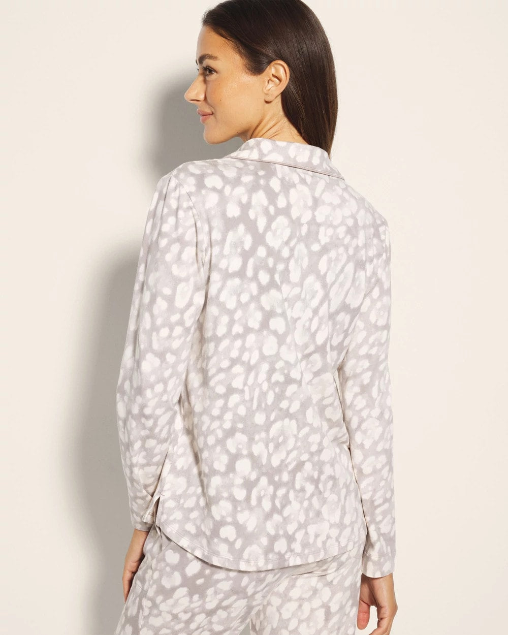 JAGUAR SPOT G SLVR TAUPE - Long-Sleeve Notch Collar Pajama Top