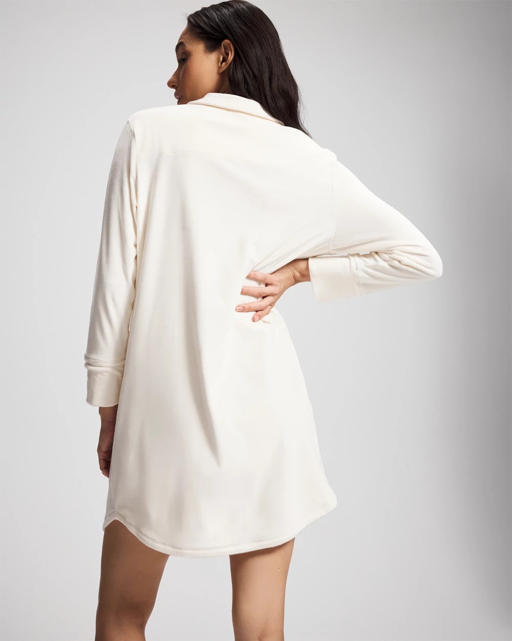 CHAMPAGNE DREAMS - Long-Sleeve Notch Collar Sleepshirt