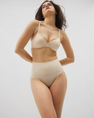 PALE SAND - Mid-Level Shaping Seamless Brief