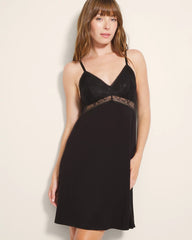 BLACK - Soft Support Lace Chemise