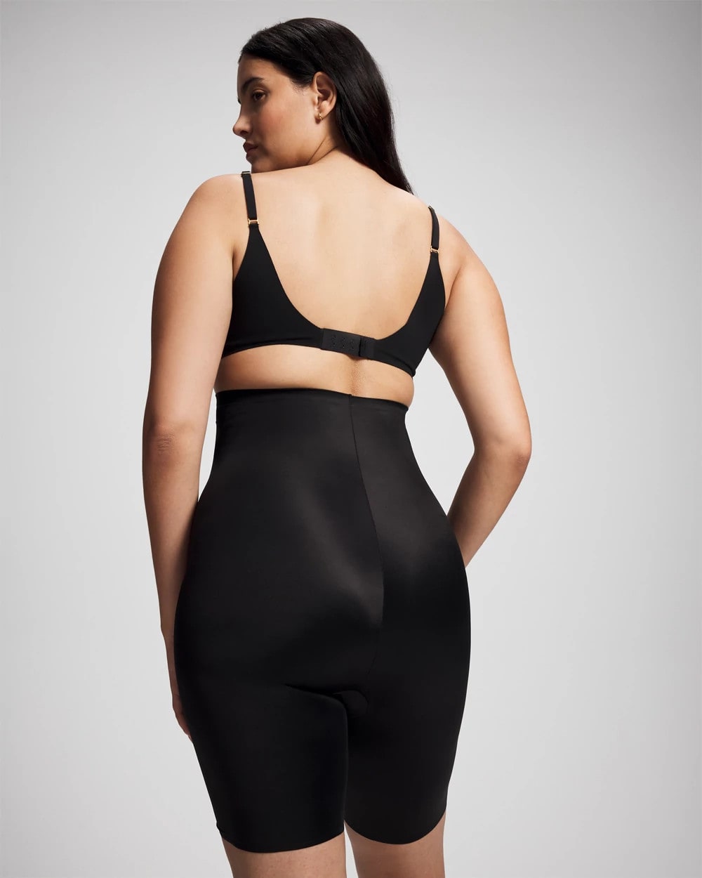 BLACK - Mid Level Cooling Super High Waist Short