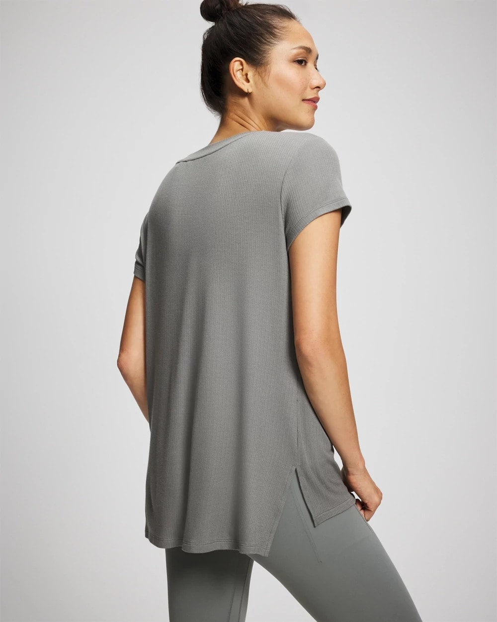 SEDONA SAGE - Rib Knit V-Neck Tee