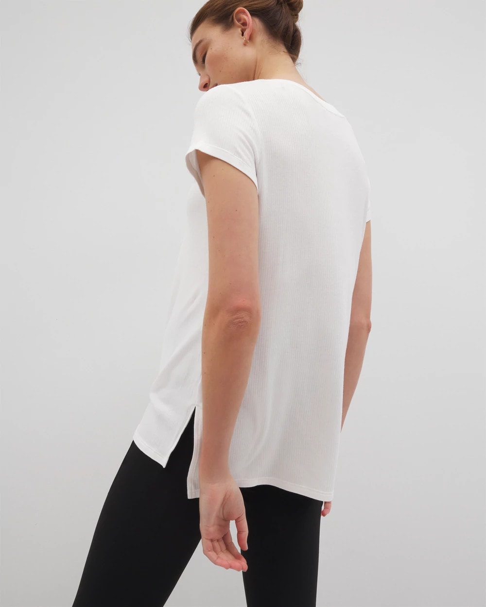 OPTIC WHITE - Rib Knit V-Neck Tee