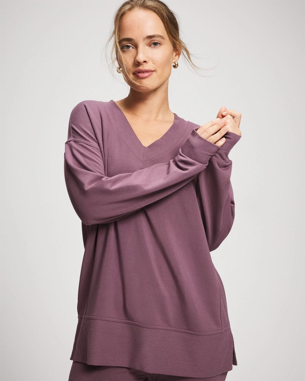 PURPLE FLINT - Ultrasoft Fleece V-Neck Sweatshirt