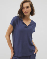 LUNAR TIDE - Crinkle Knit Short Sleeve V-Neck Hoodie