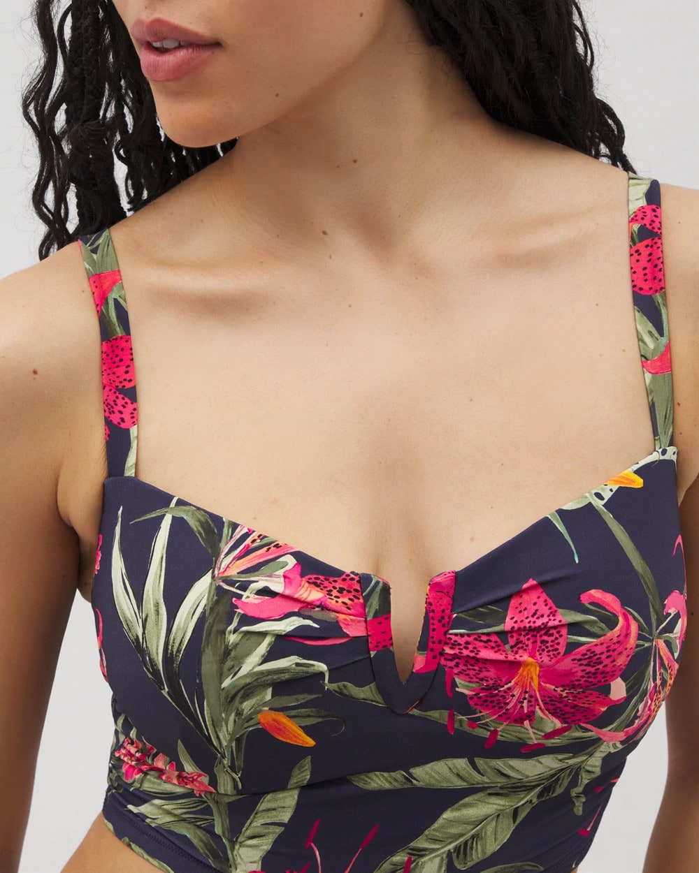 LE TIGRE TROPICAL NAVY - Soma Swim V-Wire Cropped Bikini Top