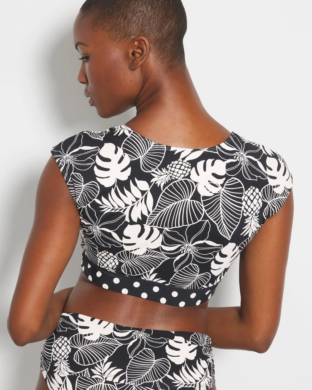 BLACK - Double Trouble Cap-Sleeve Crop Top