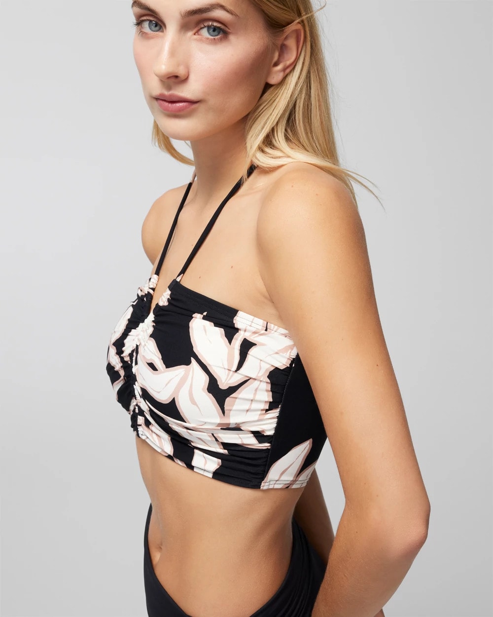 LEAF IT BE BLACK MINI - Halter Crop Top