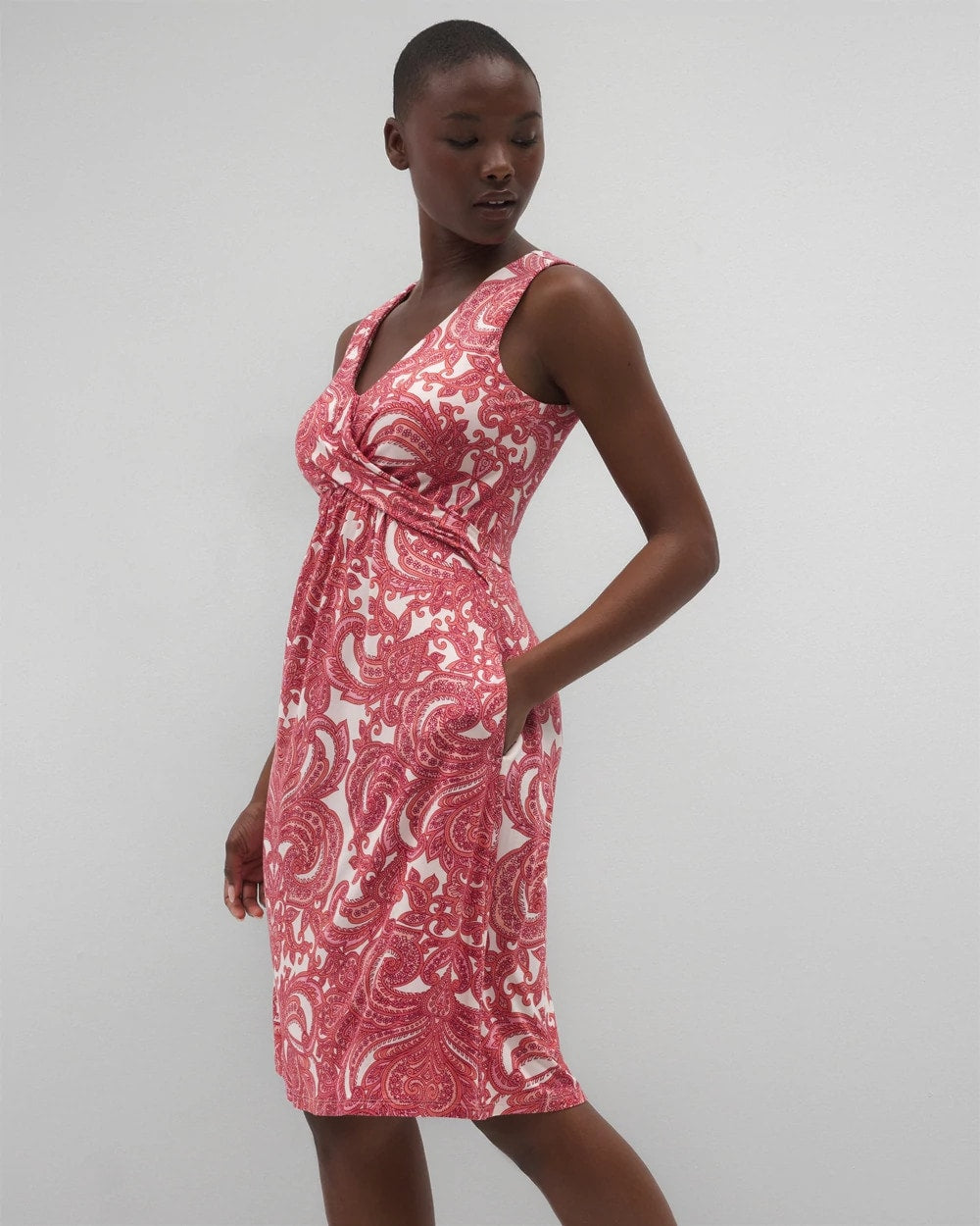 SHOW OFF PAISLEY PEACH - V-Neck Short Bra Dress