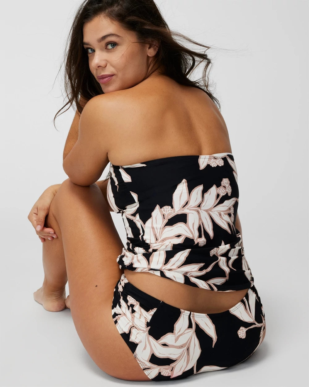 LEAF IT BE BLACK MINI - Ruched Bikini Bottoms