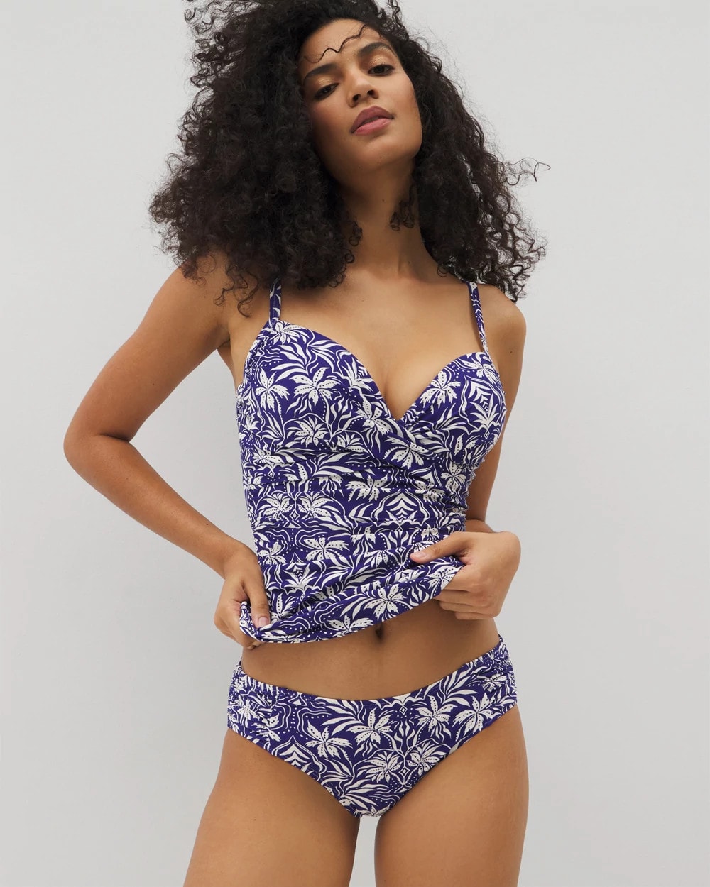 TROPIC TILES TRUE BLUE - Ruched Side Bikini Bottom