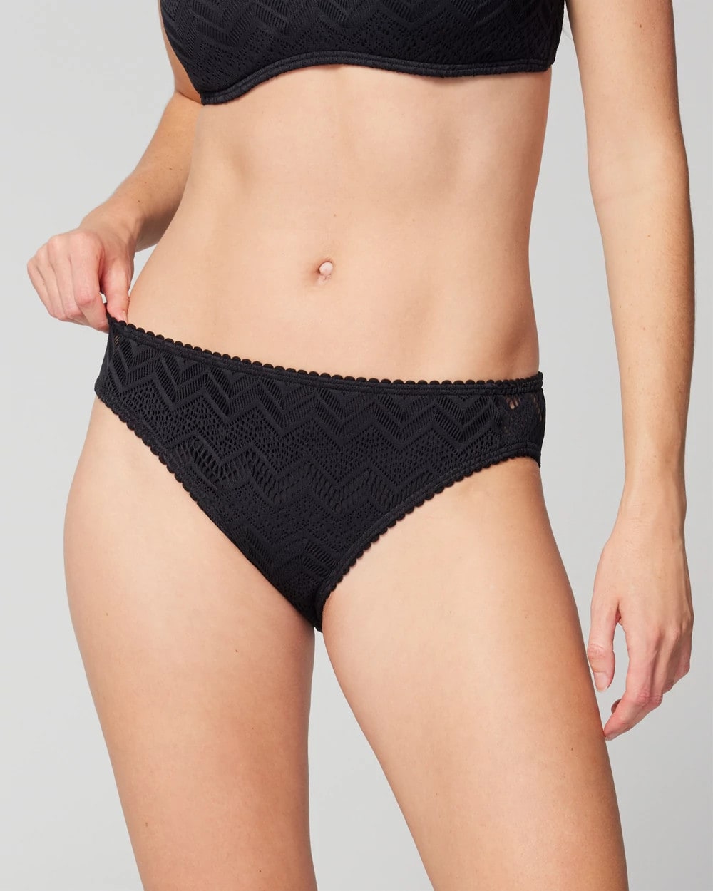 BLACK - Crochet Hipster