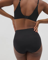 BLACK - Mid-Level Shaping Seamless Brief