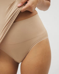 WARM AMBER - Mid-Level Shaping Seamless Brief