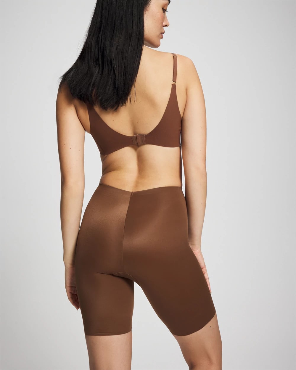 CINNAMON LATTE - Mid Level Cooling High Waisted Short