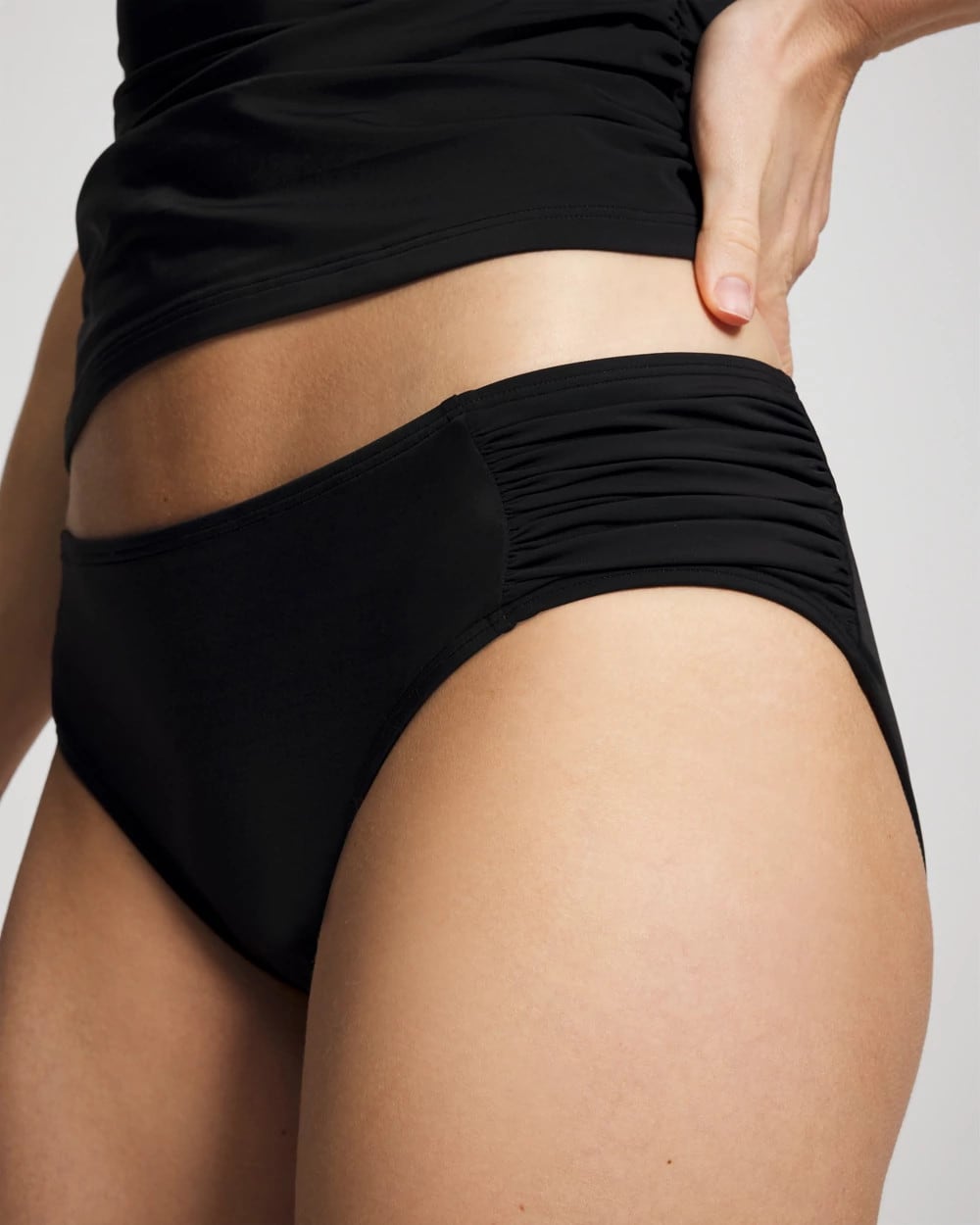 BLACK - Enbliss Ruched Side Bikini Bottom