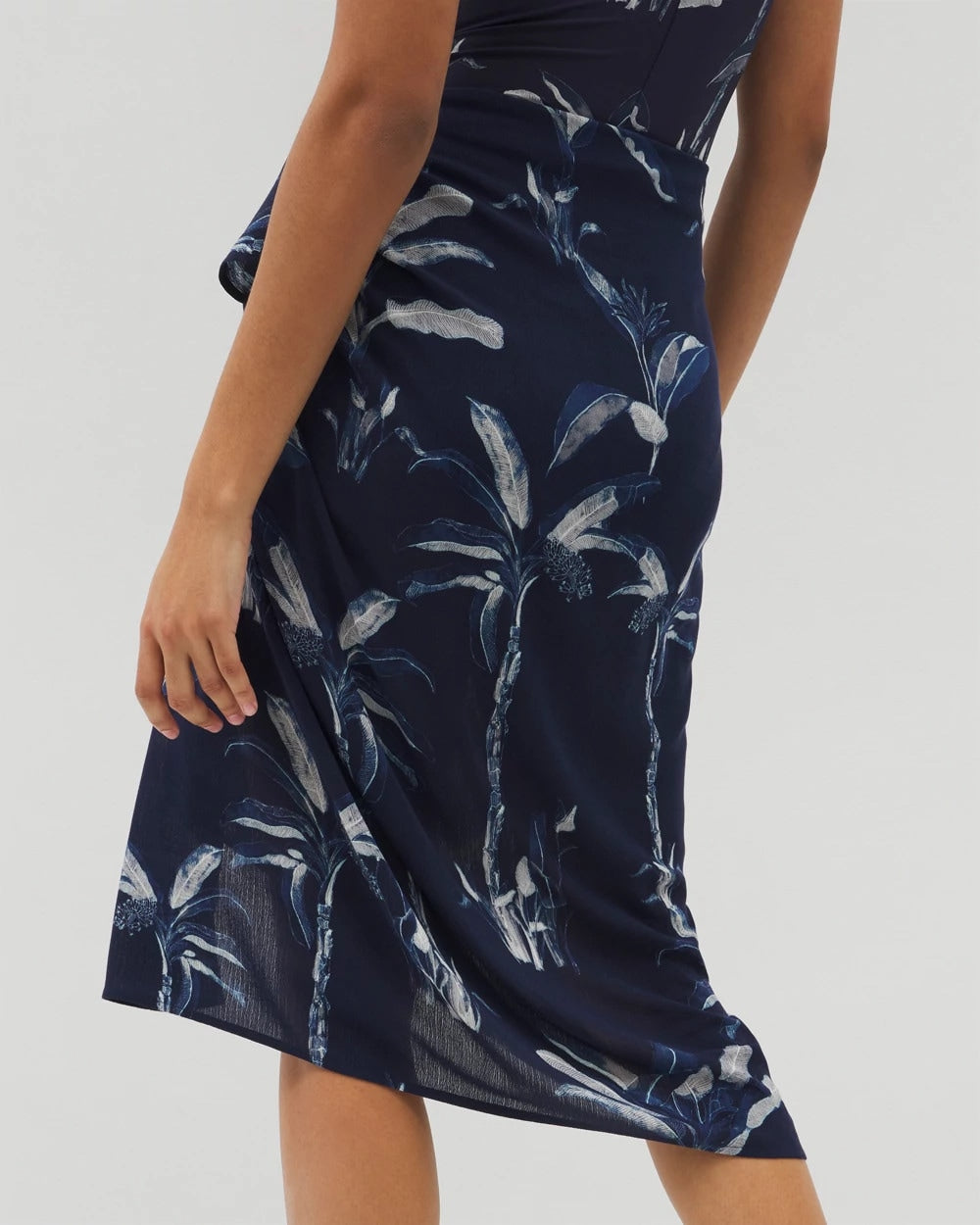 PALM TOILE NIGHTFALL NAVY - Rayon Crepe Pareo