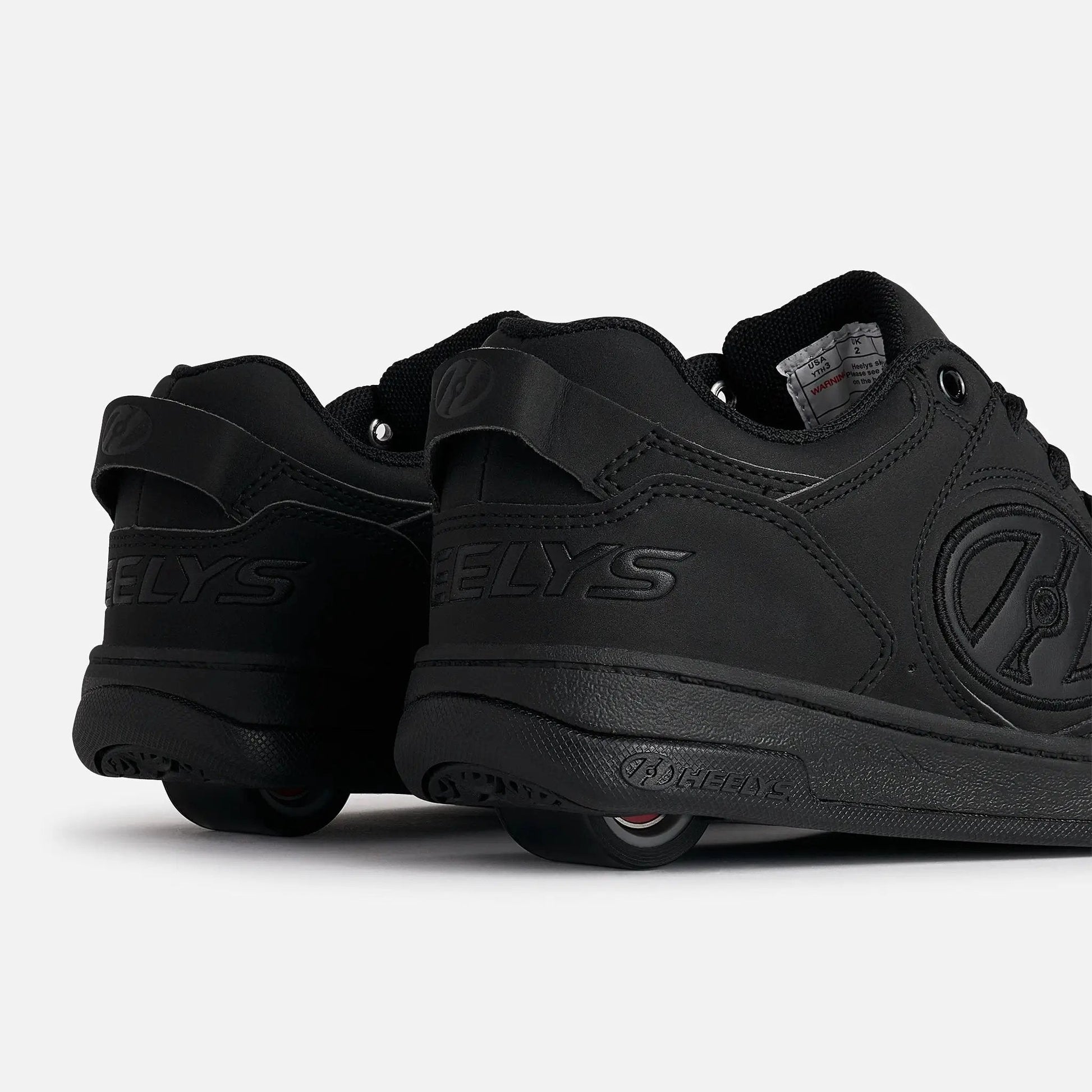Voyager - All Black Skate Shoe with Wheels
 – Heelys Sale